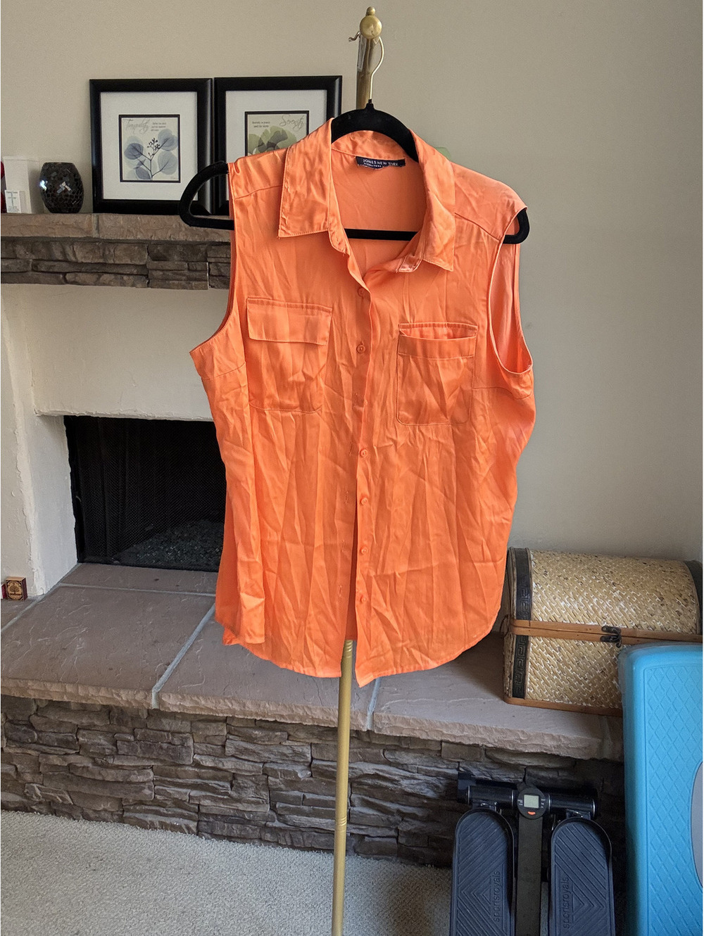 Jones New York Signature Sherbet-orange satin sleeveless button-down Size XL